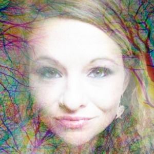 Meet your Posher, Laurie